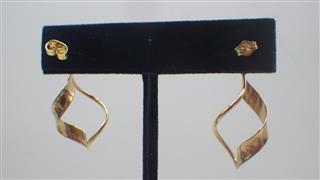 14K Yellow Gold Earrings 1.4g, Marked: 14K on stem
